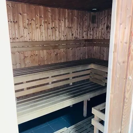 Апартаменти Komfortowy Z Silownia I Sauna Revisit 11 *