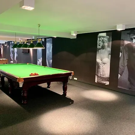 Апартаменти Komfortowy Z Silownia I Sauna Revisit 11 *